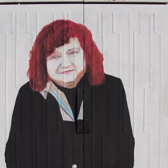Mural retrato Luz Darriba